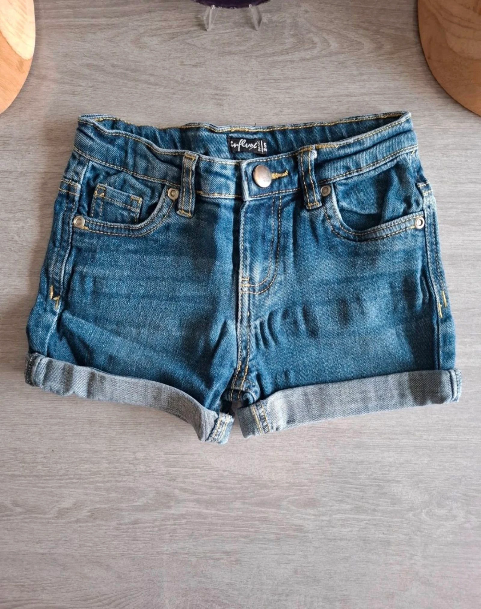 Lote de roupas (23 peças) para menina tamanho 5 anos – photo 7